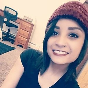 Meet your Posher, Britt